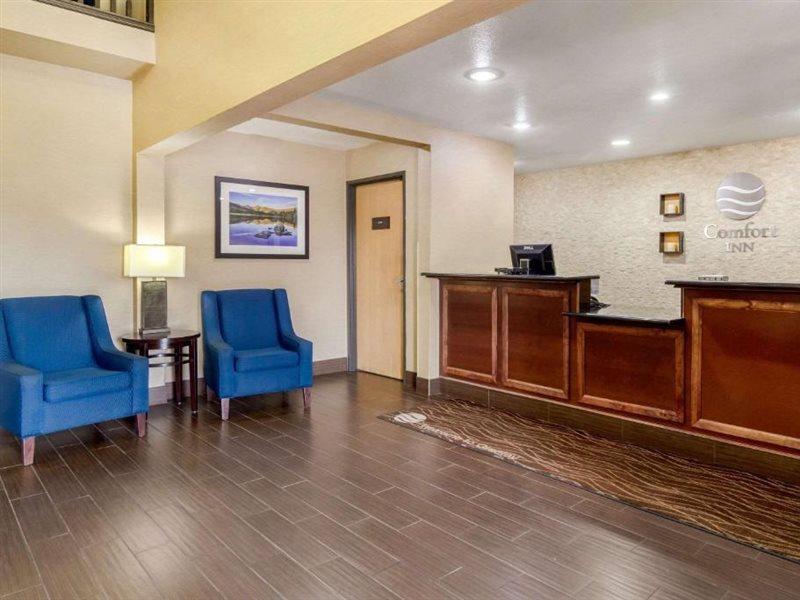Comfort Inn & Suites Greeley Bagian luar foto