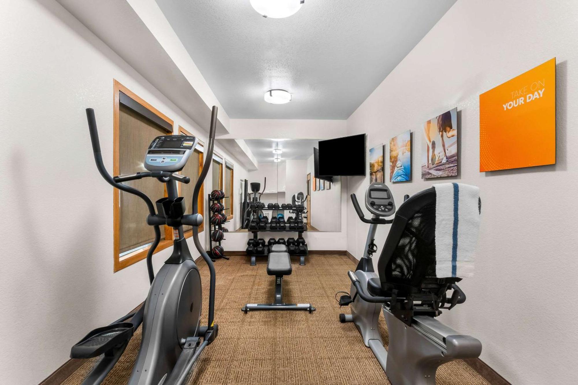Comfort Inn & Suites Greeley Bagian luar foto