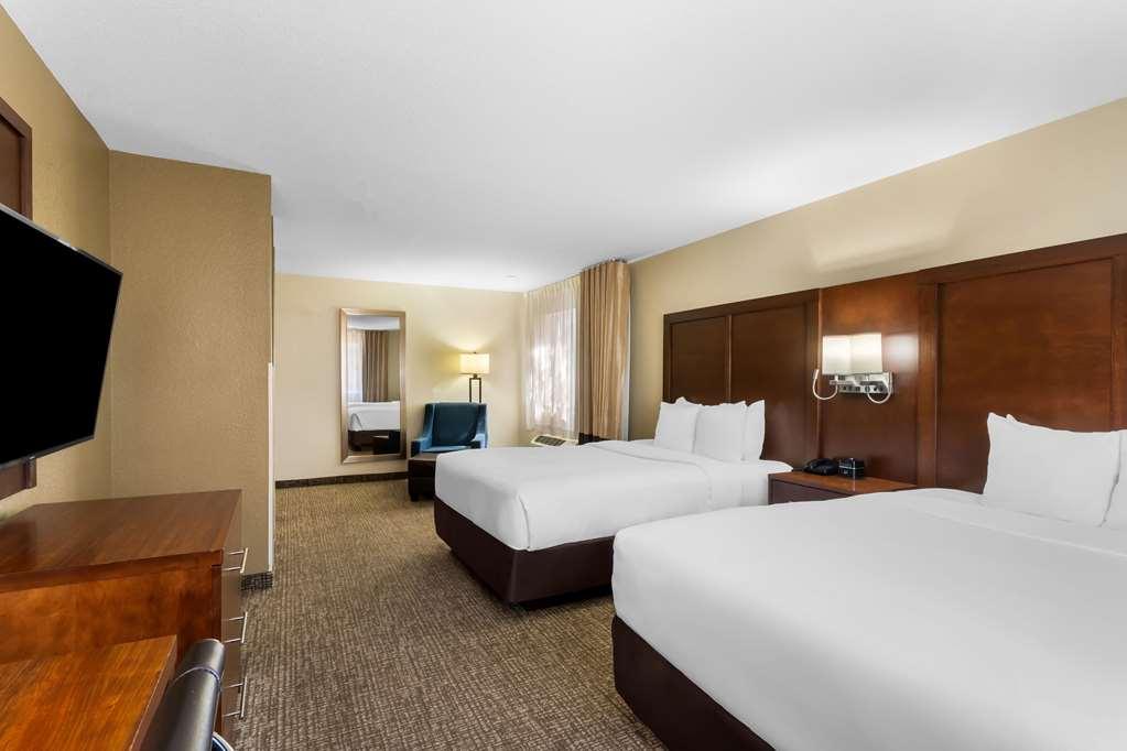 Comfort Inn & Suites Greeley Ruang foto